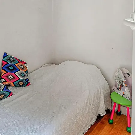 3 Bedroom Beautiful In Jean De Monts Saint-Jean-de-Monts